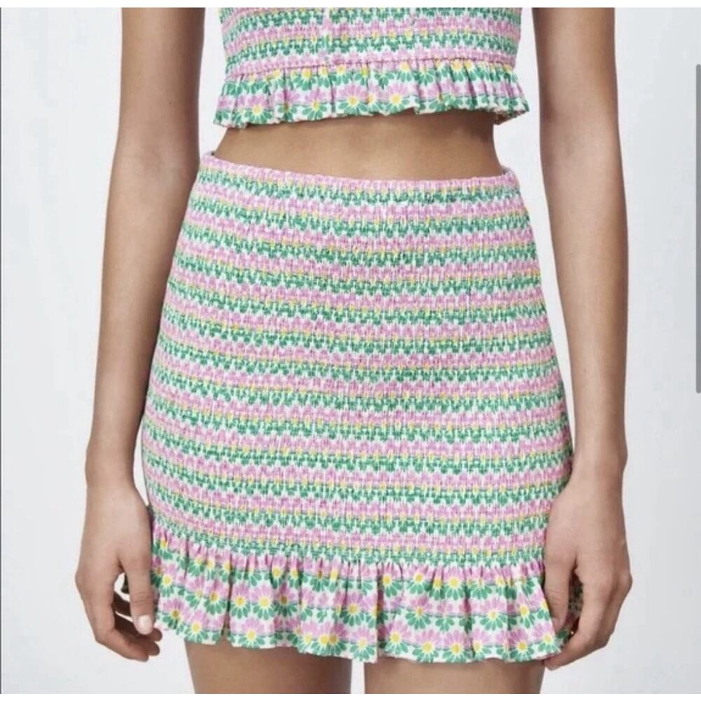 Zara Floral Smocked Mini Skirt Pink Green Ruffle Hem Stretchy Sz S Boho Coquette